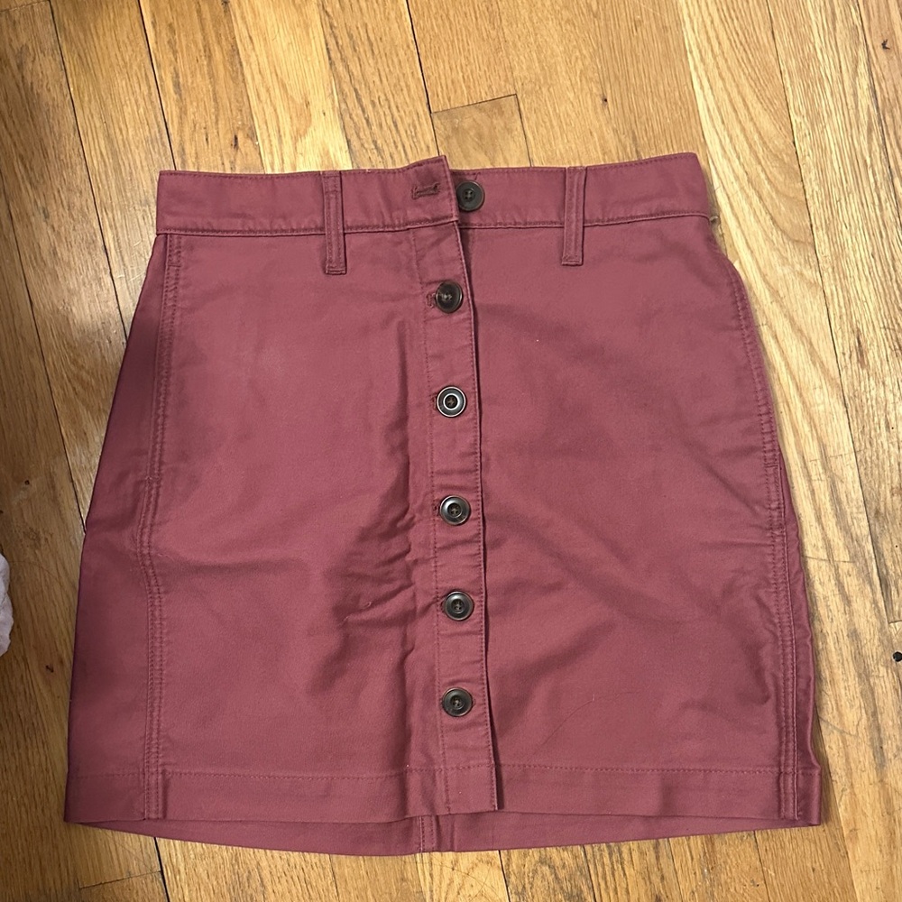 Uniqlo Mini Skirt in Deep Red